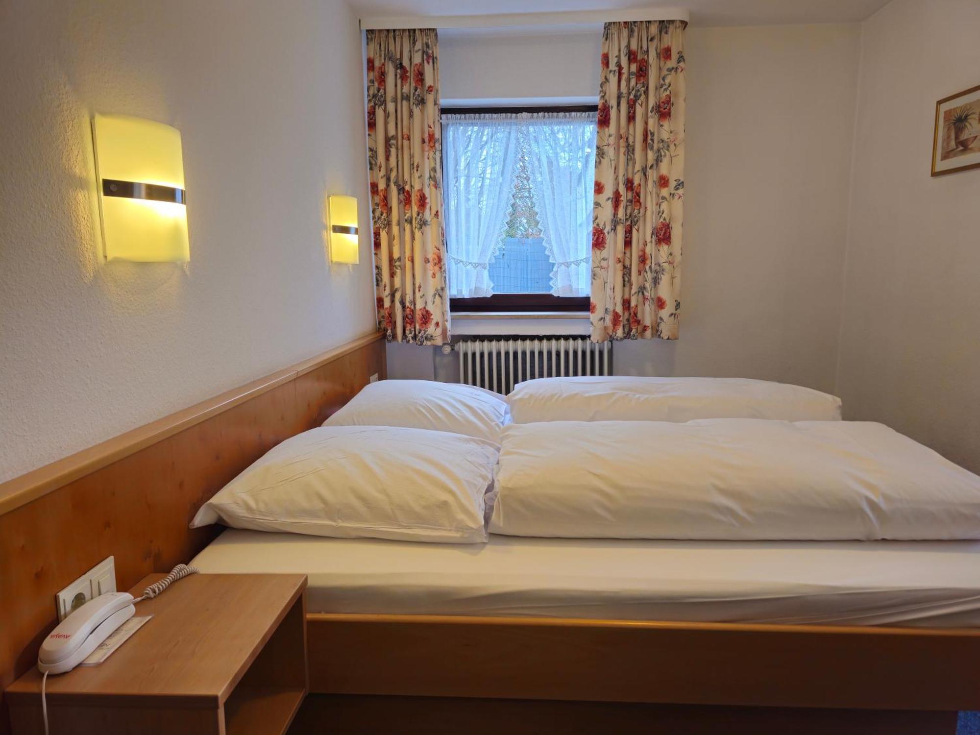 Arrivel Am Bergson - Bisher Hotel Neuner Munchen Bagian luar foto