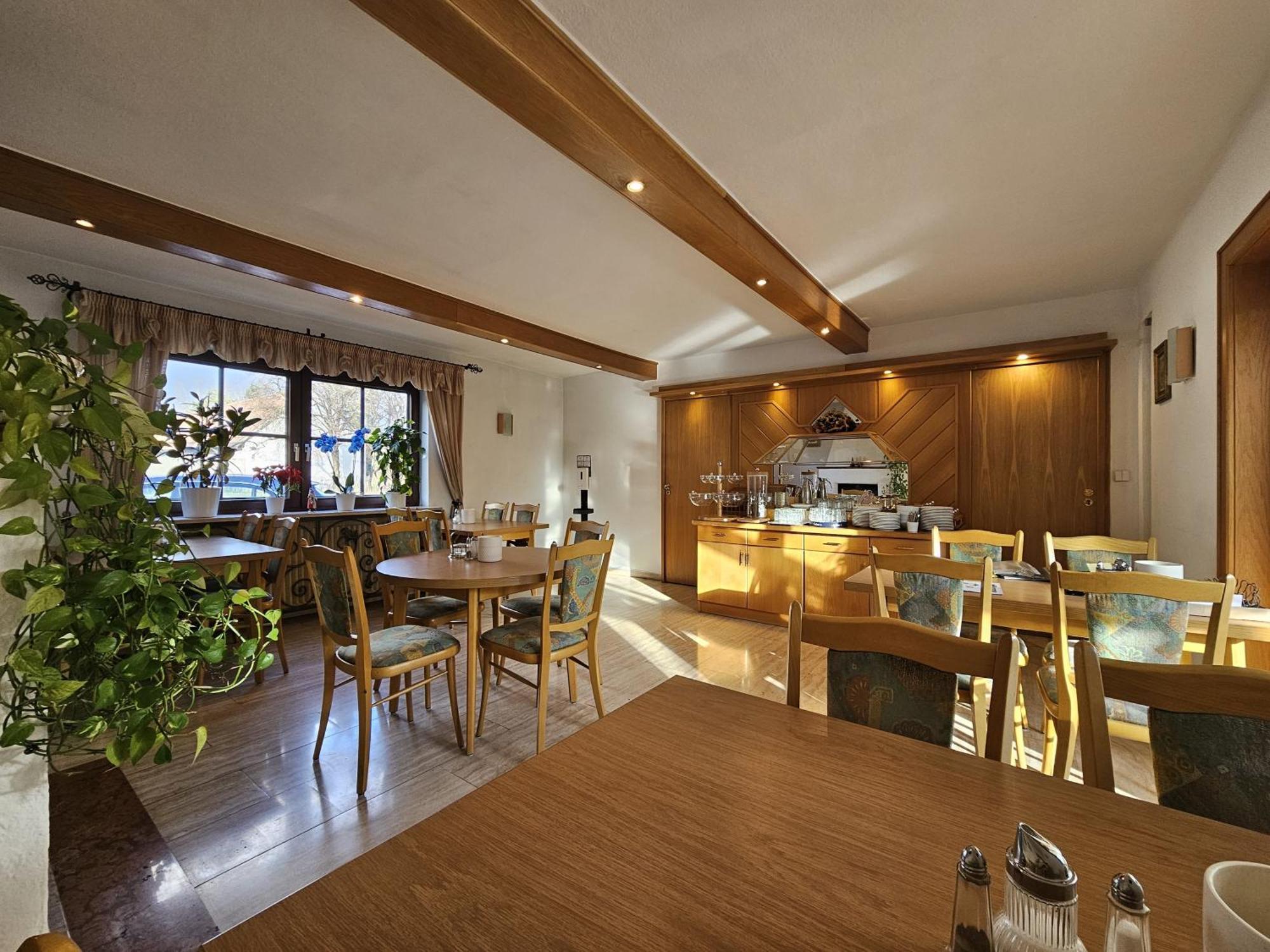 Arrivel Am Bergson - Bisher Hotel Neuner Munchen Bagian luar foto