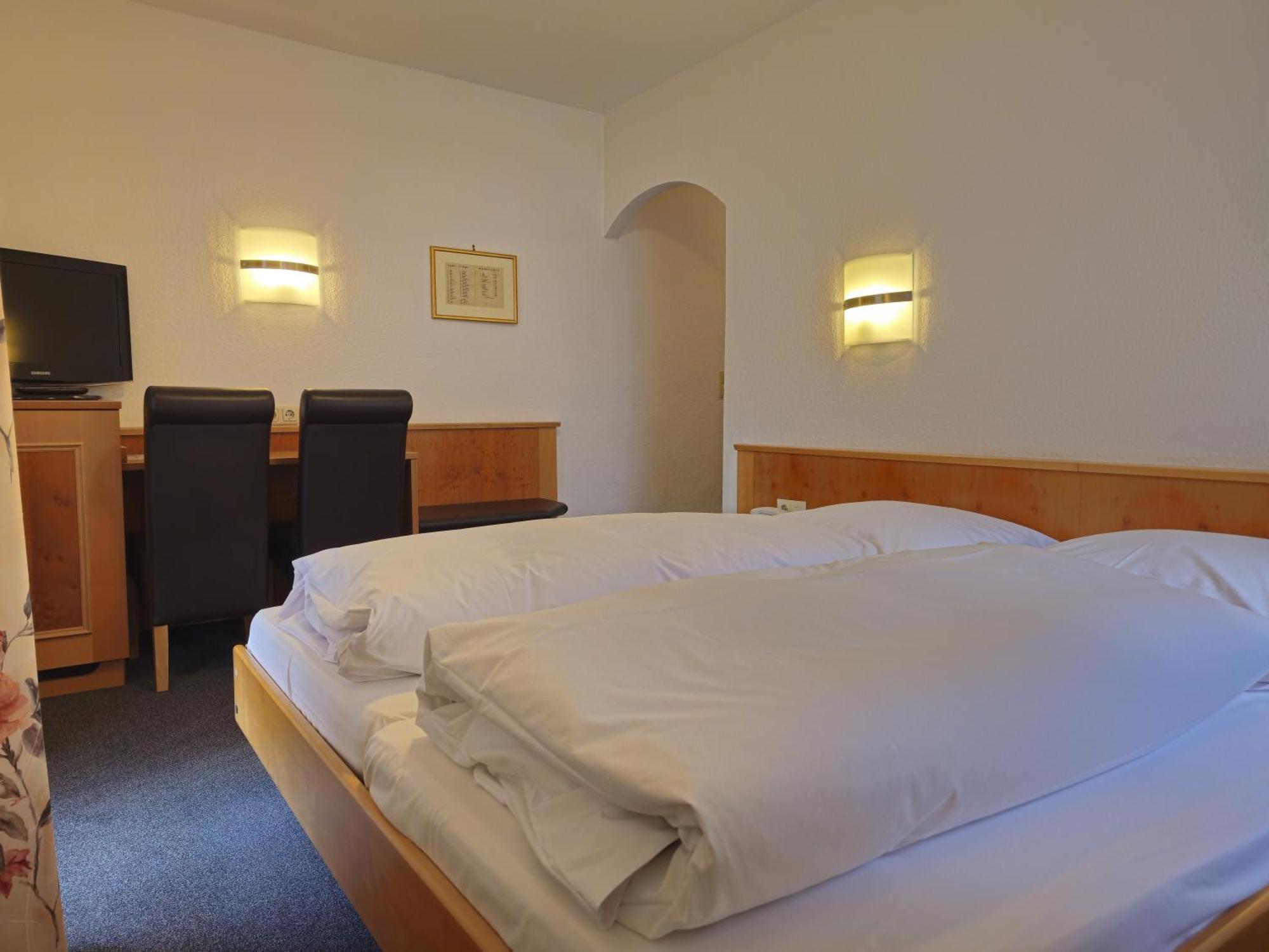 Arrivel Am Bergson - Bisher Hotel Neuner Munchen Bagian luar foto