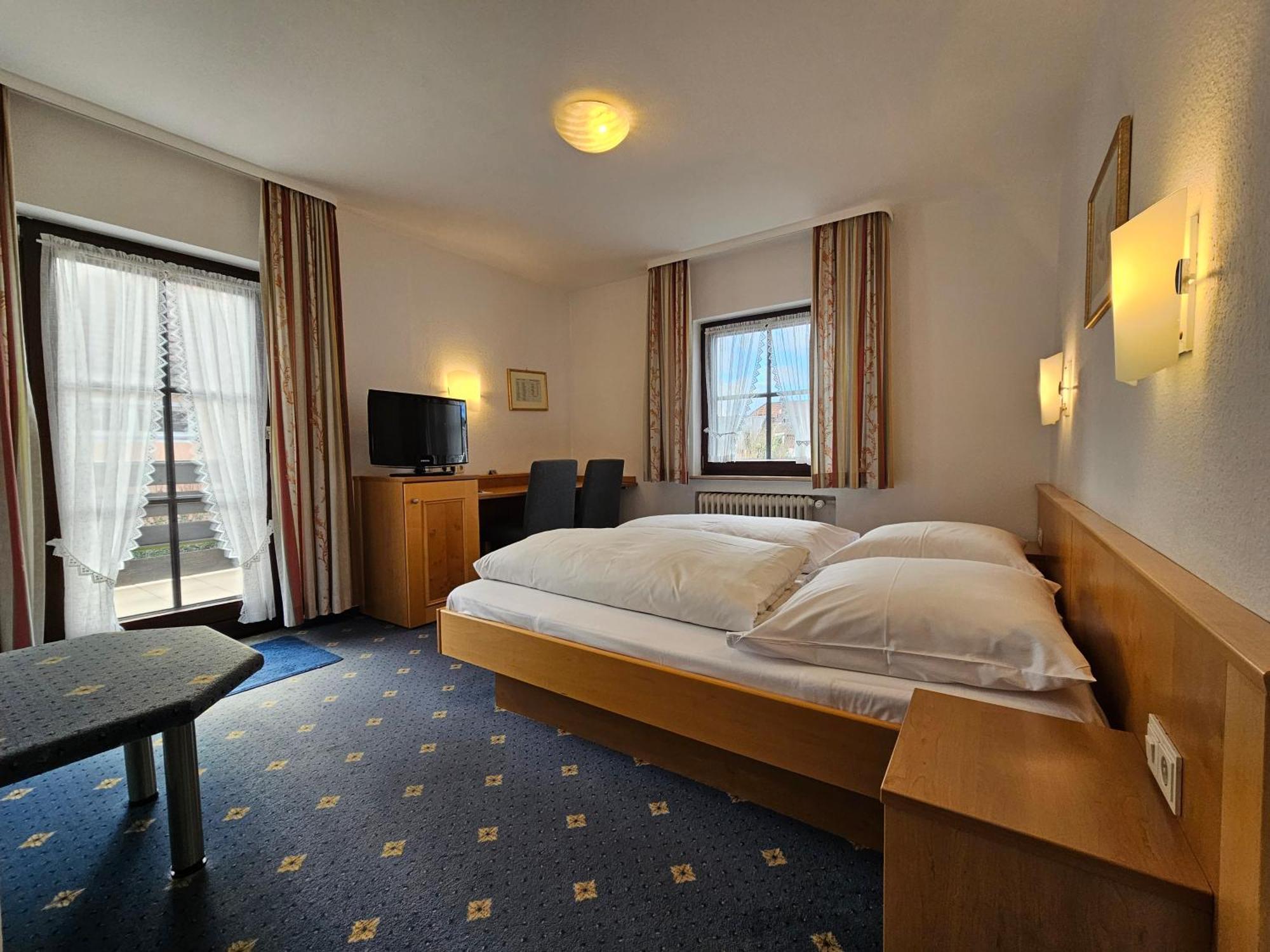 Arrivel Am Bergson - Bisher Hotel Neuner Munchen Bagian luar foto