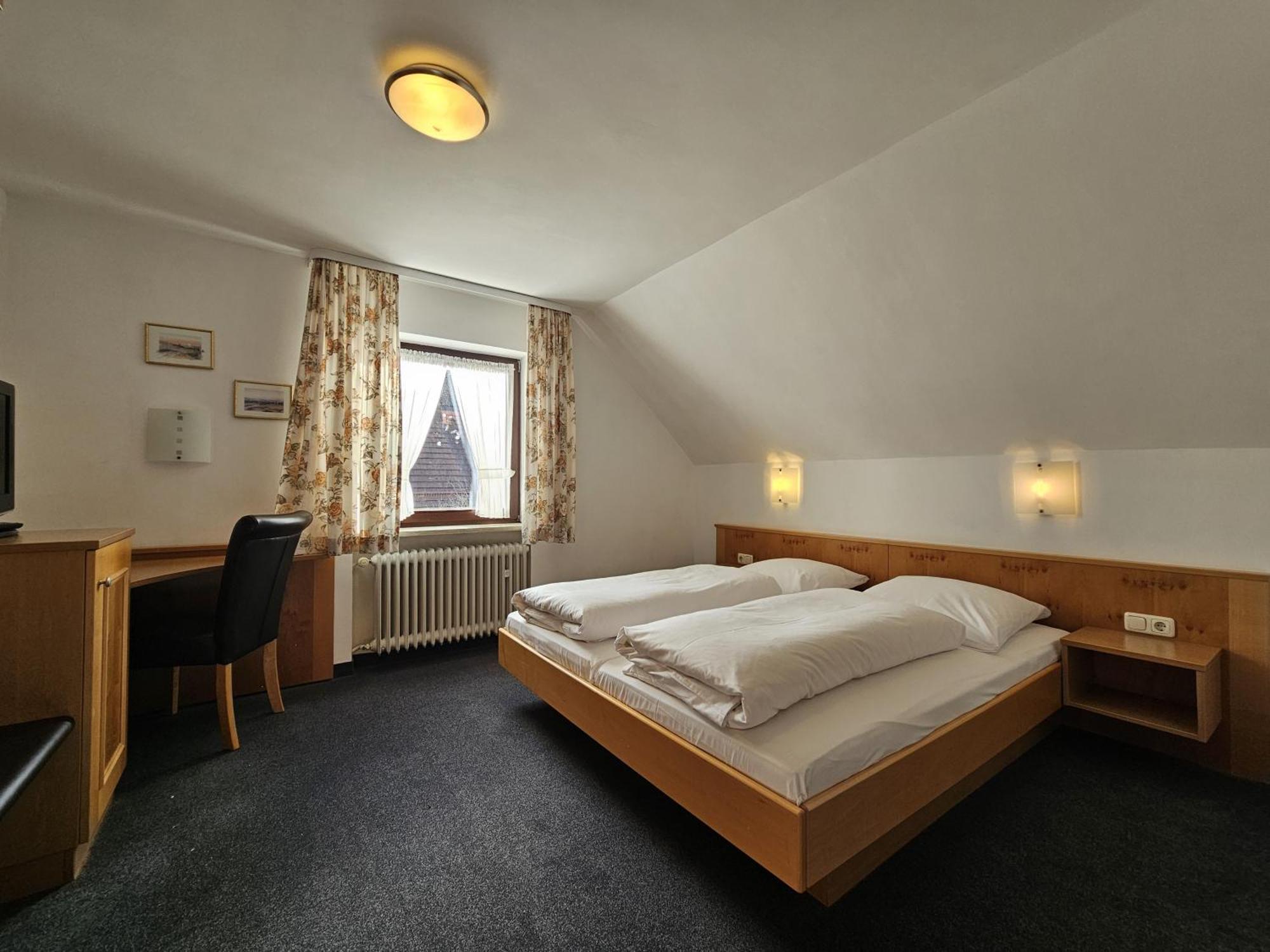 Arrivel Am Bergson - Bisher Hotel Neuner Munchen Bagian luar foto
