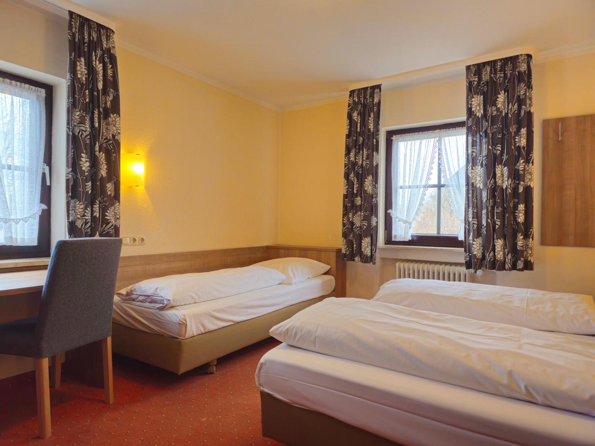 Arrivel Am Bergson - Bisher Hotel Neuner Munchen Bagian luar foto
