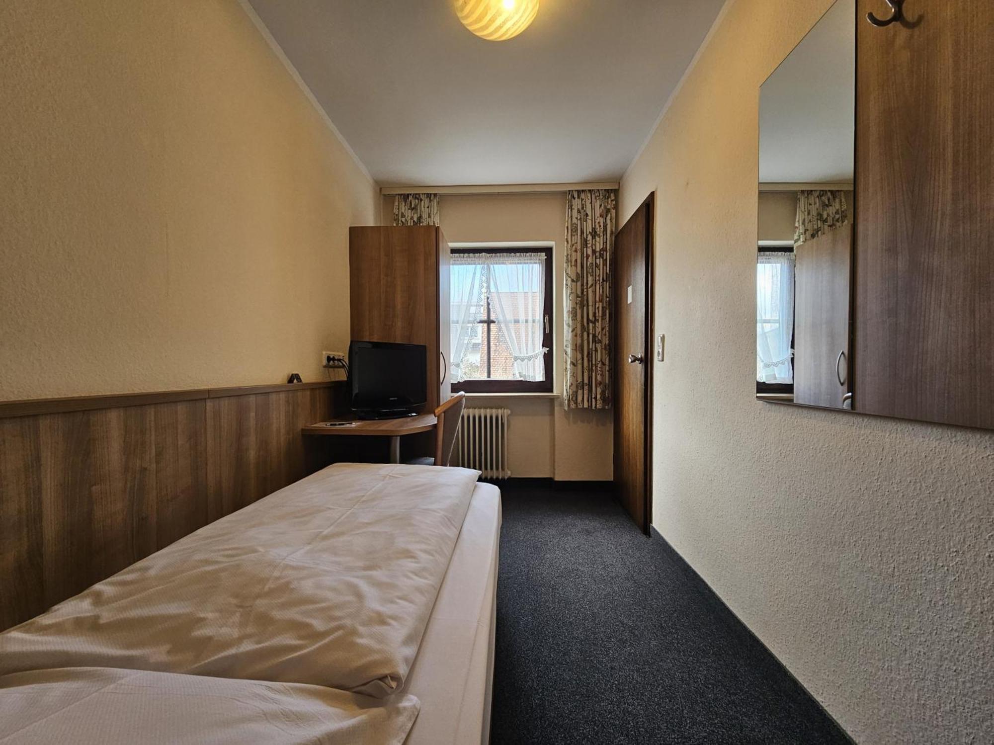 Arrivel Am Bergson - Bisher Hotel Neuner Munchen Bagian luar foto