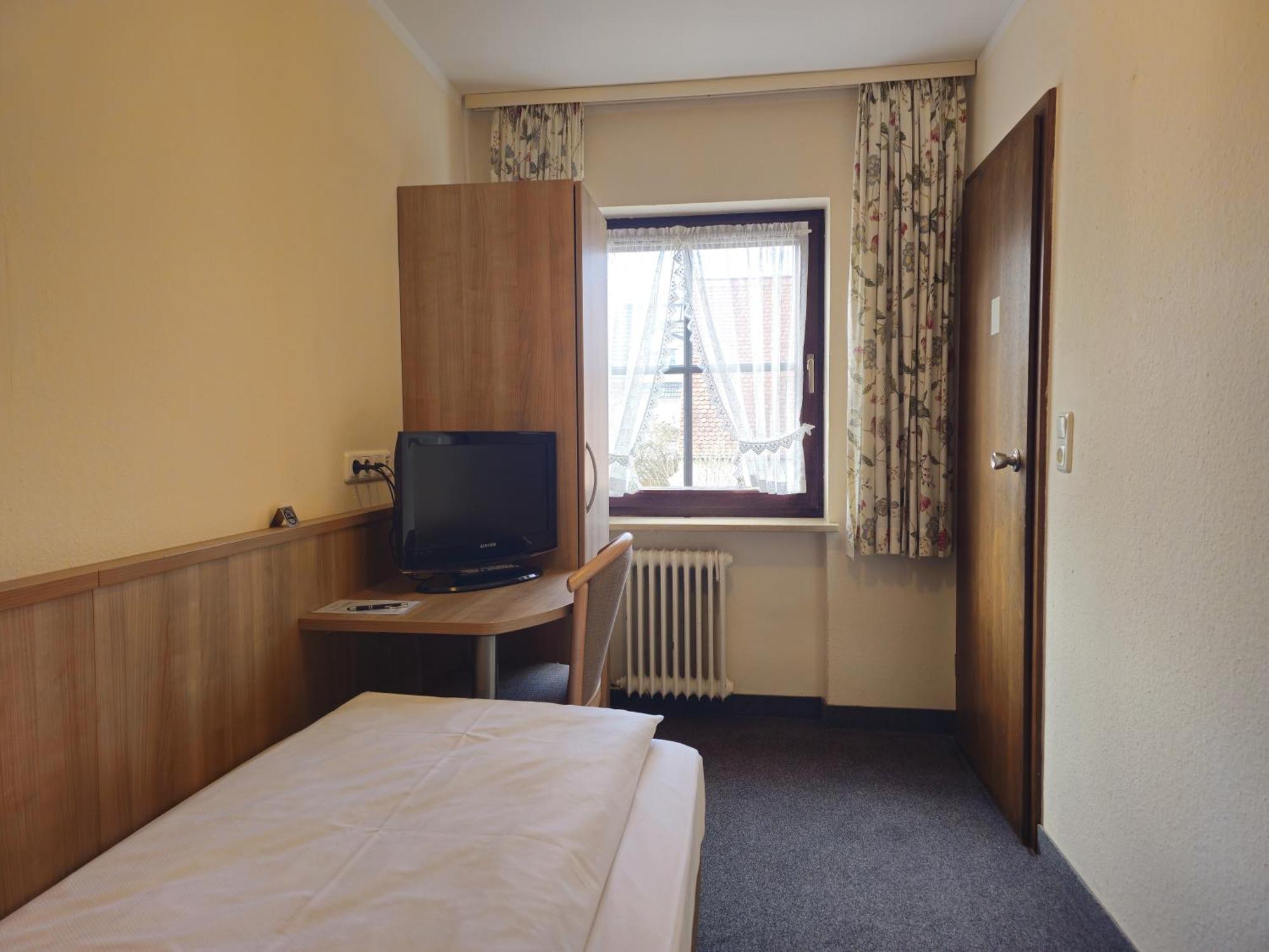 Arrivel Am Bergson - Bisher Hotel Neuner Munchen Bagian luar foto